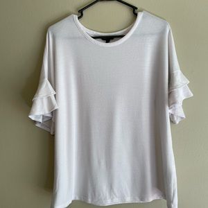 Ruffle sleeve knit top by Banana Republic in white. Size L